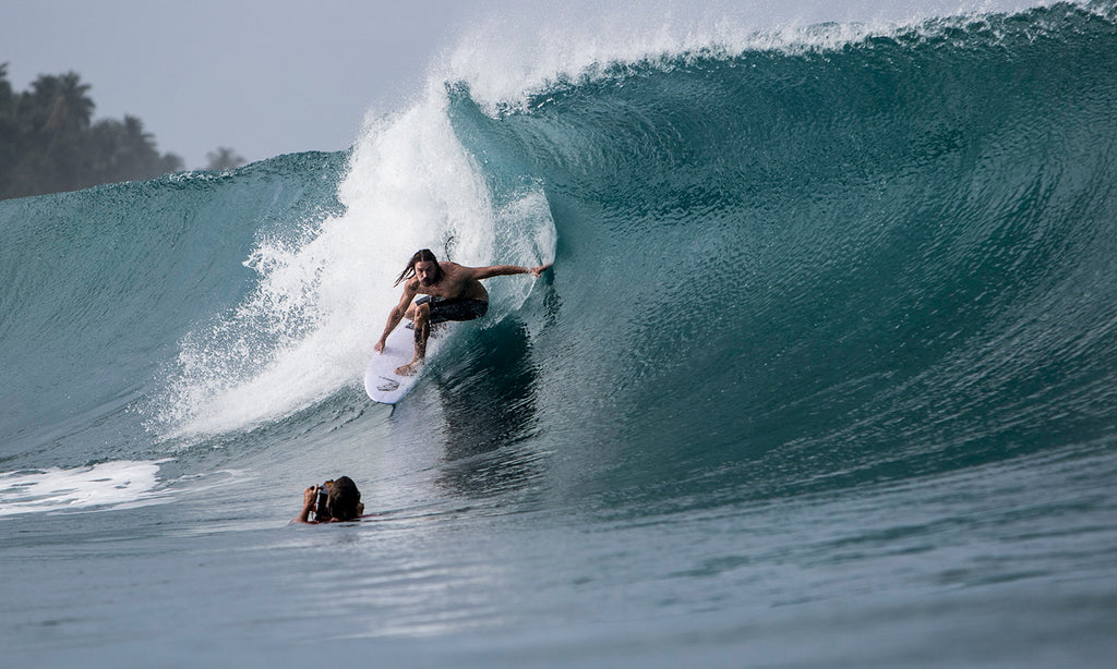 Wave surfboard store